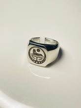 Load image into Gallery viewer, Ichkeria Tschetschenien Logo Ring

